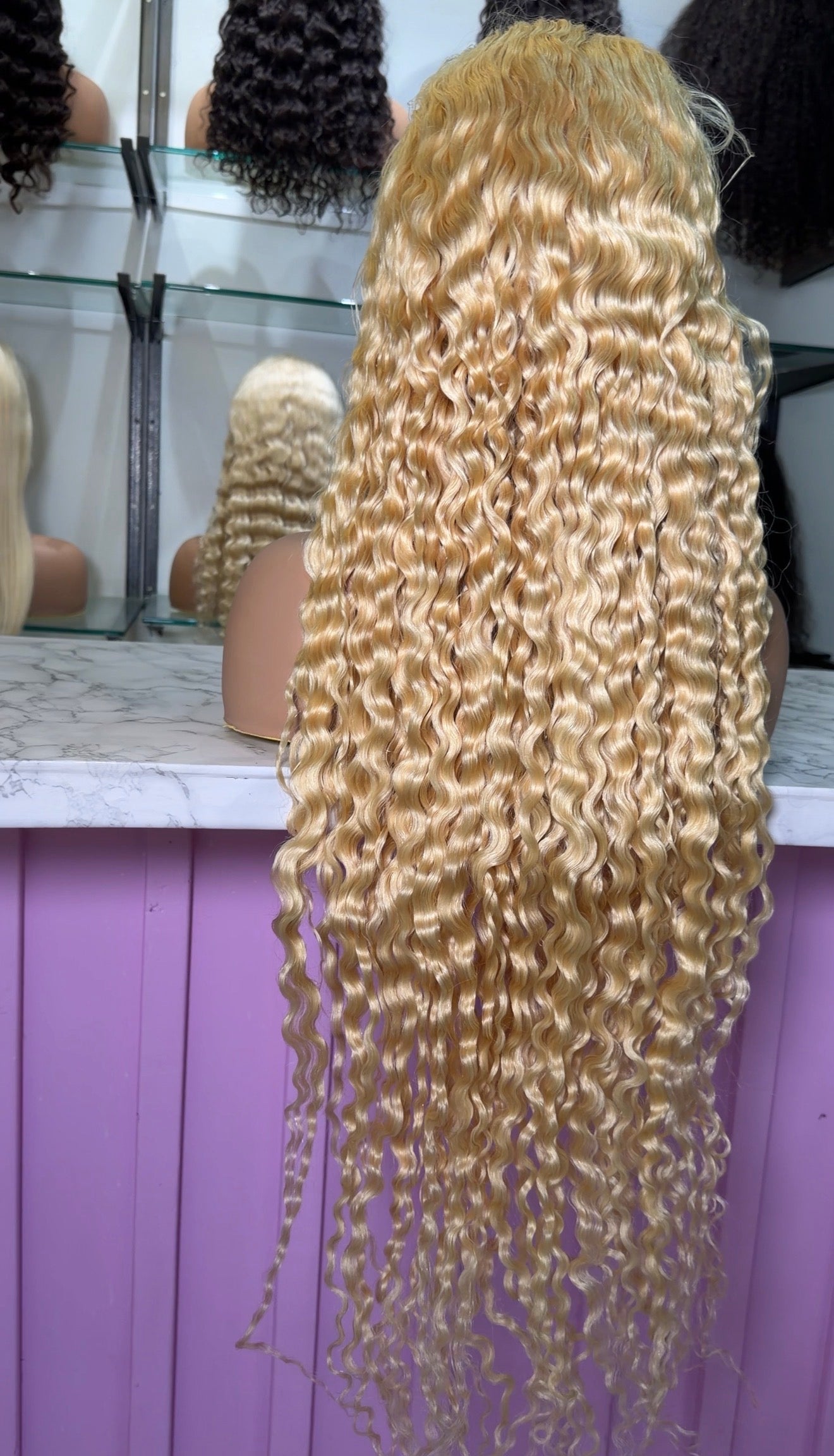 Blonde Wavy