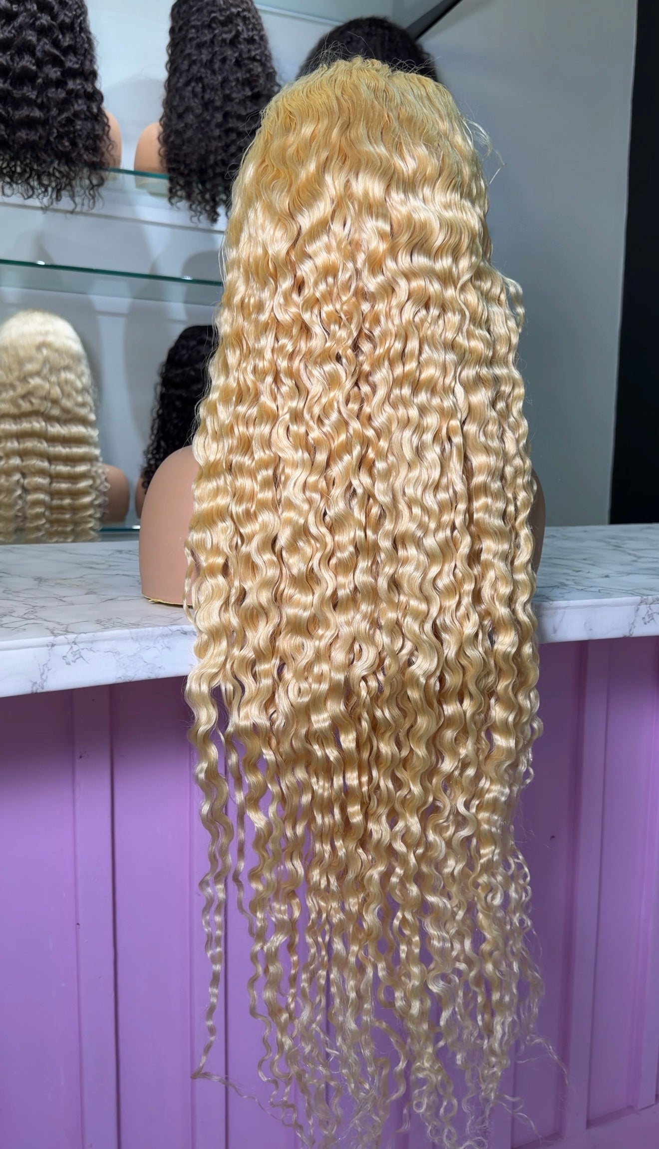 Blonde Wavy